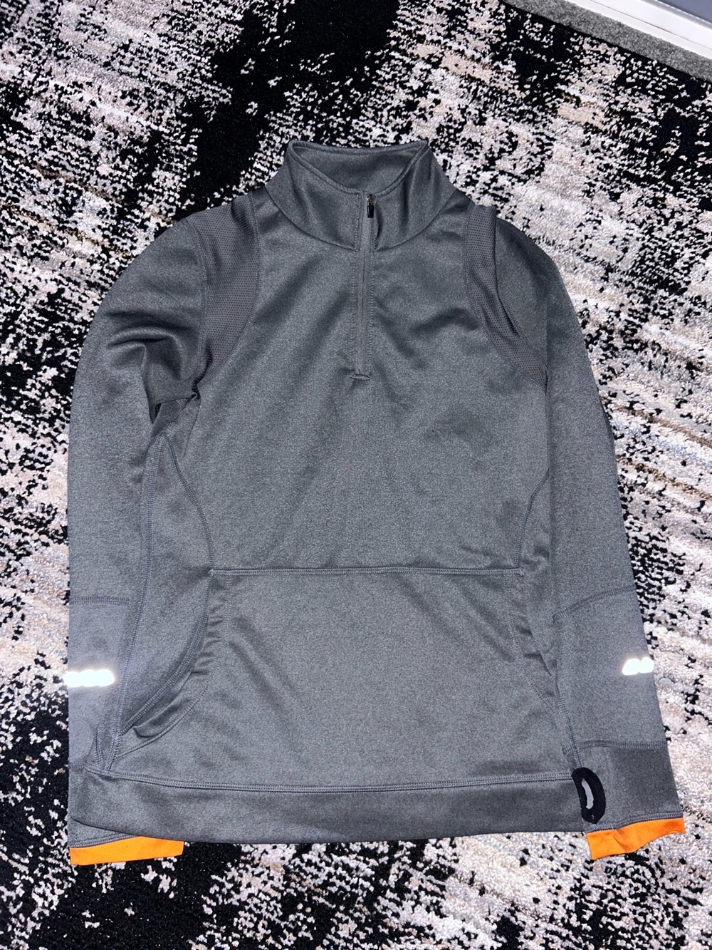 Orangetheory pullover size medium quarter zip